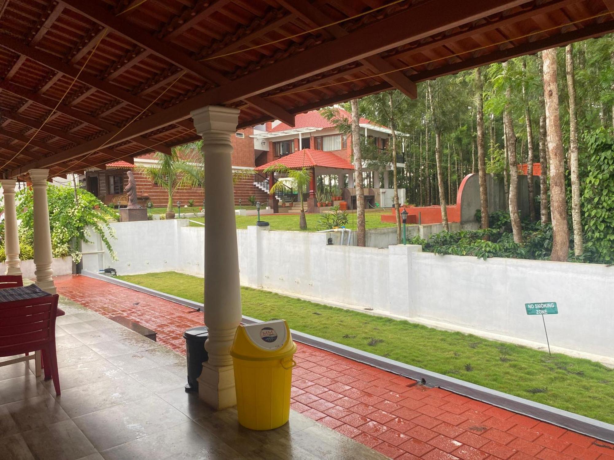 Bougain Villa Chikmagalūr Екстериор снимка