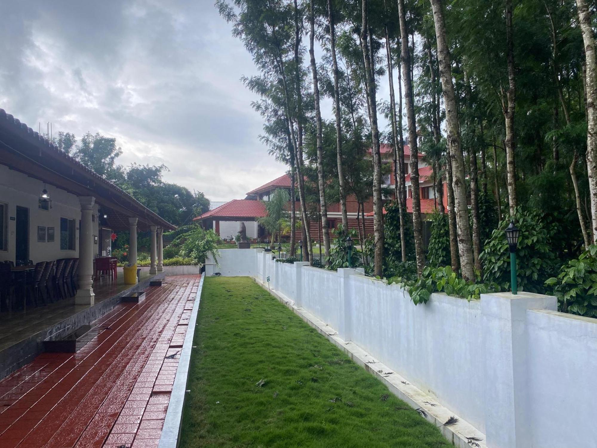 Bougain Villa Chikmagalūr Екстериор снимка
